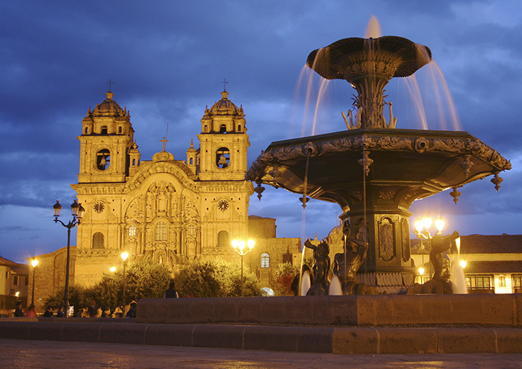 Plaza de Armas - Cuzco - Perú - Géant Travel